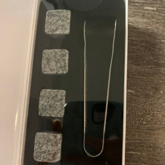 Premium Chilling Stones Whiskey Stones - Picture 2 of 4